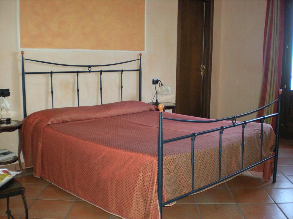 Airone Wellness Hotel Zafferana Etnea Chambre photo