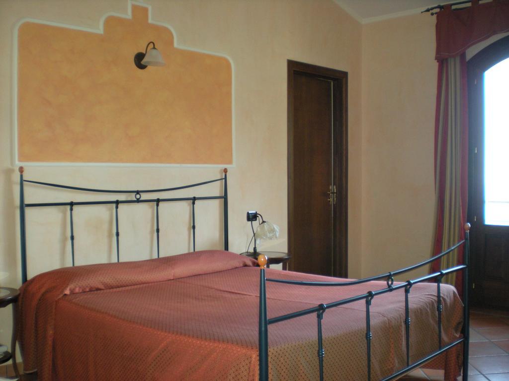 Airone Wellness Hotel Zafferana Etnea Chambre photo